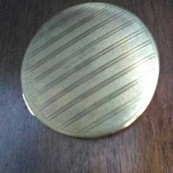 Vintage / Antique "Imperfect" Compact with Felt Case - Picture 5 of 11